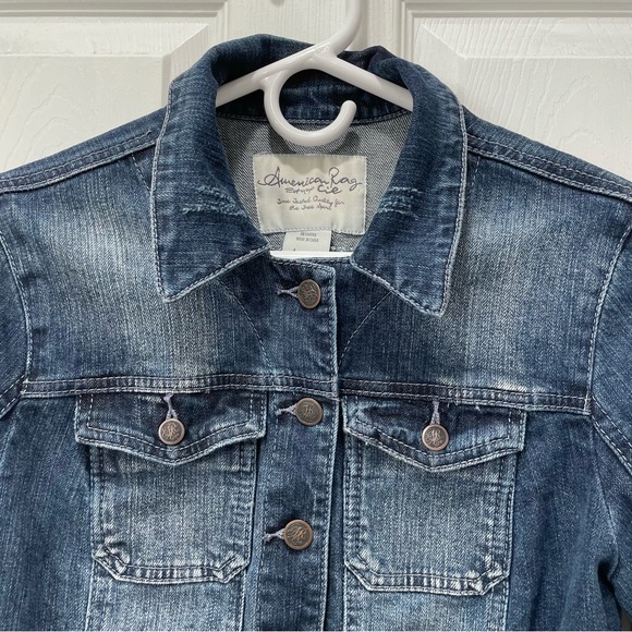 American Rag Cie Jean Jacket - Picture 4 of 14
